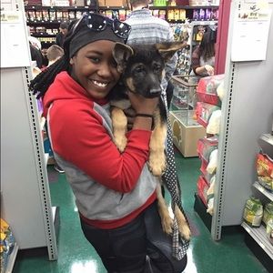 Meet your Posher, Meah